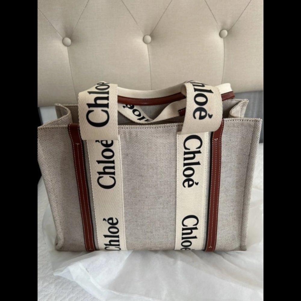 Chloe Medium Woody Tote Super Cute!